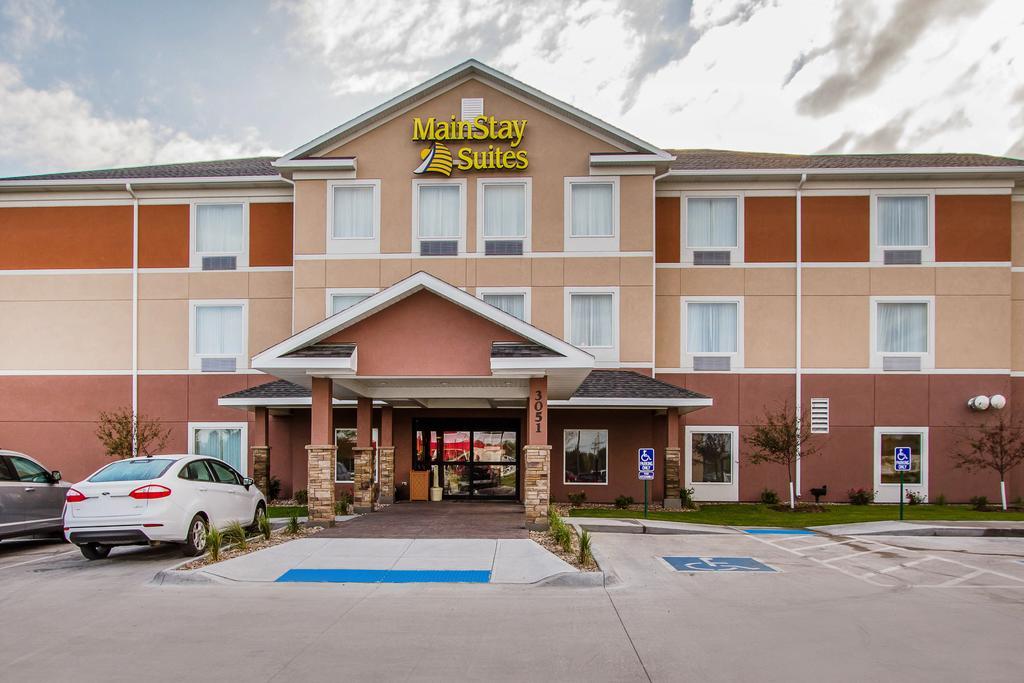 Mainstay Suites Гранд-Айленд Экстерьер фото